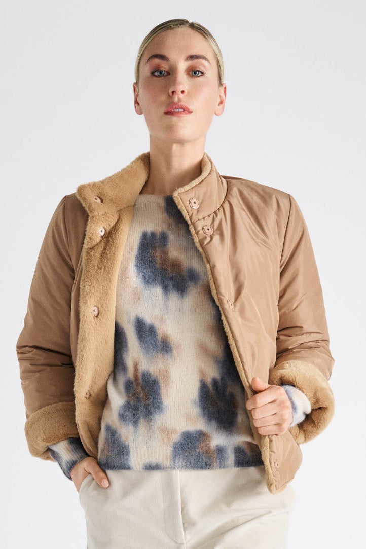 Reversible camel gevoerde jas