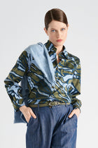 Straight graphic printed short shirt 