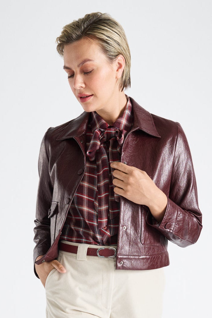 Veste courte marron faux cuir