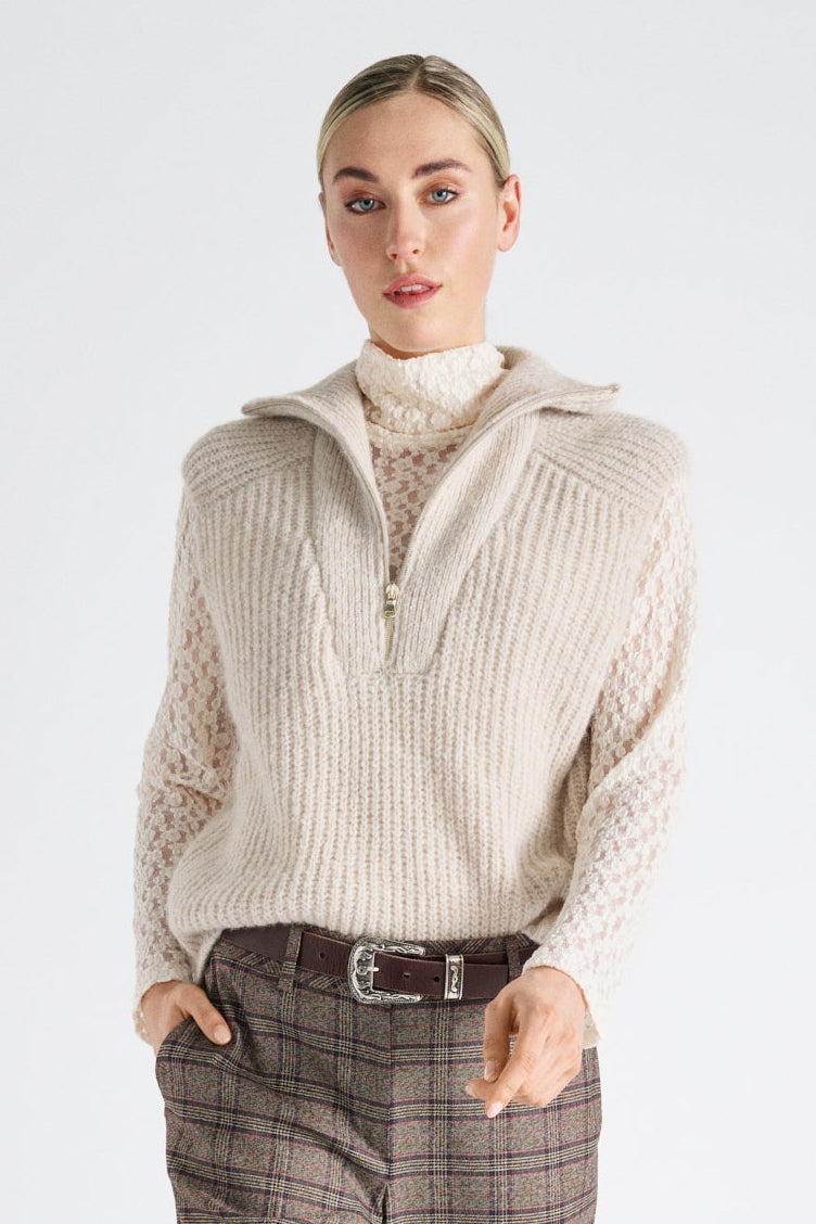 Crème kanten sous-pull