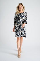 Kleedje met dierenprint in blauw en beige