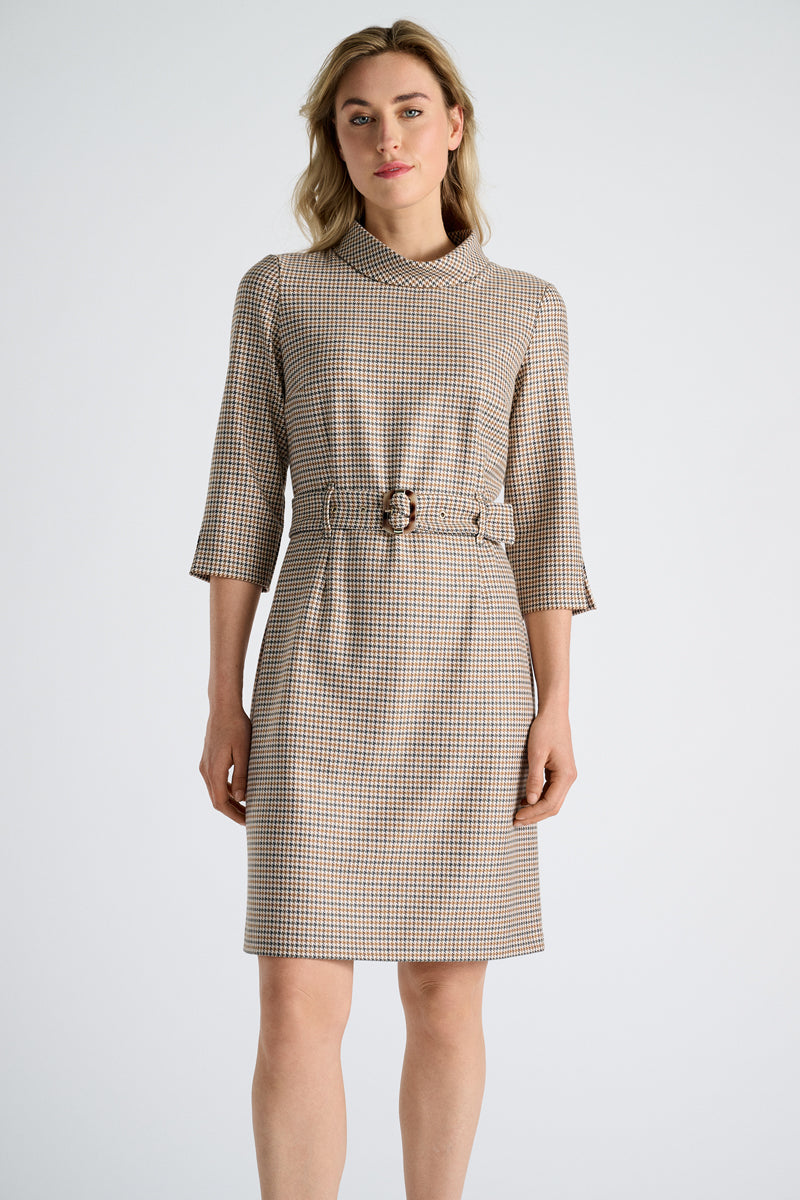 Robe à carreaux avec col montant