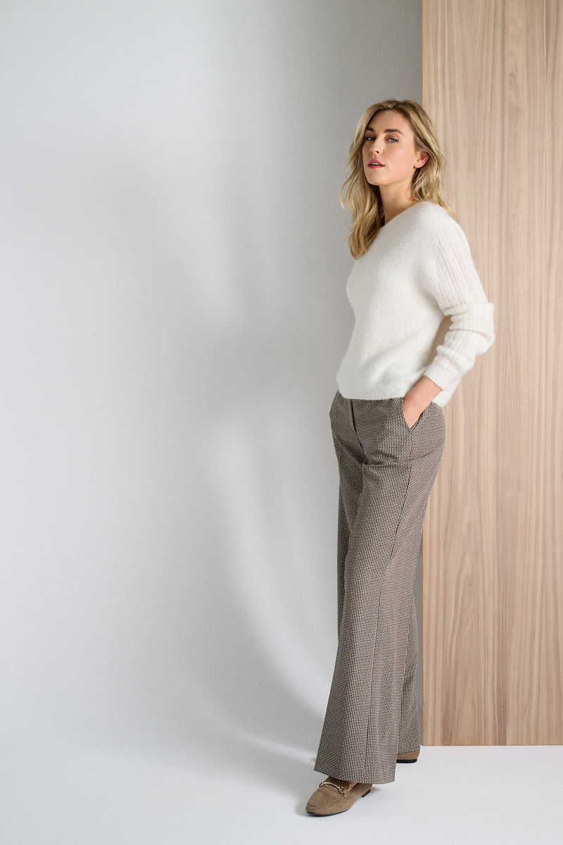 Wijde broek met fijne ruitjes