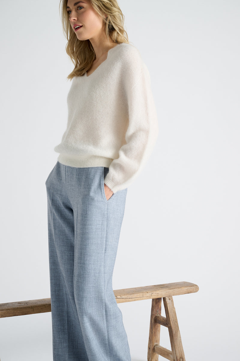 Ecru pull met V-hals