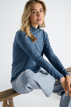 Sous-pull en bleu foncé