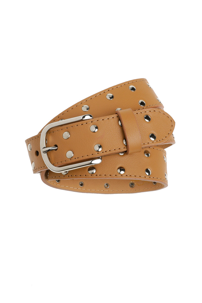 Lederen riem in cognac met metalen noppen