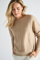 Walnootkleurige pull met boothals