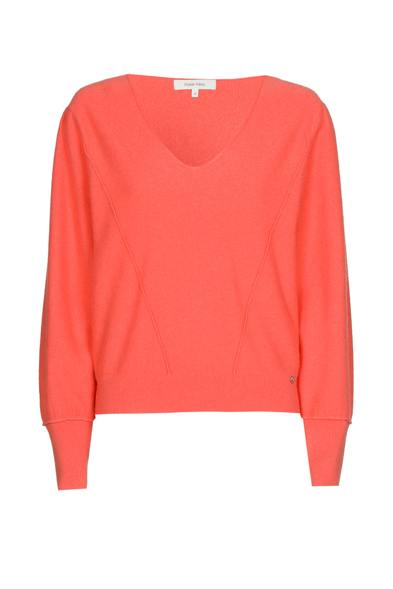 Pull couleur corail à col en V