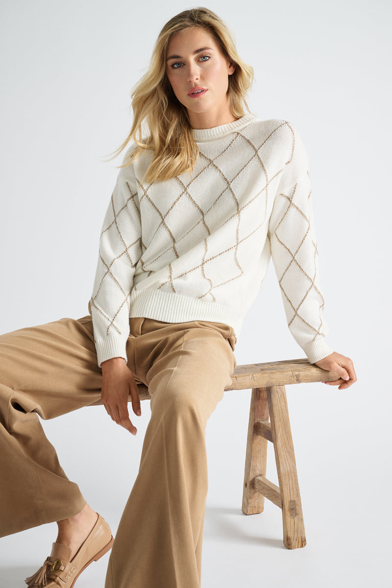 Pull in ecru with gold check pattern