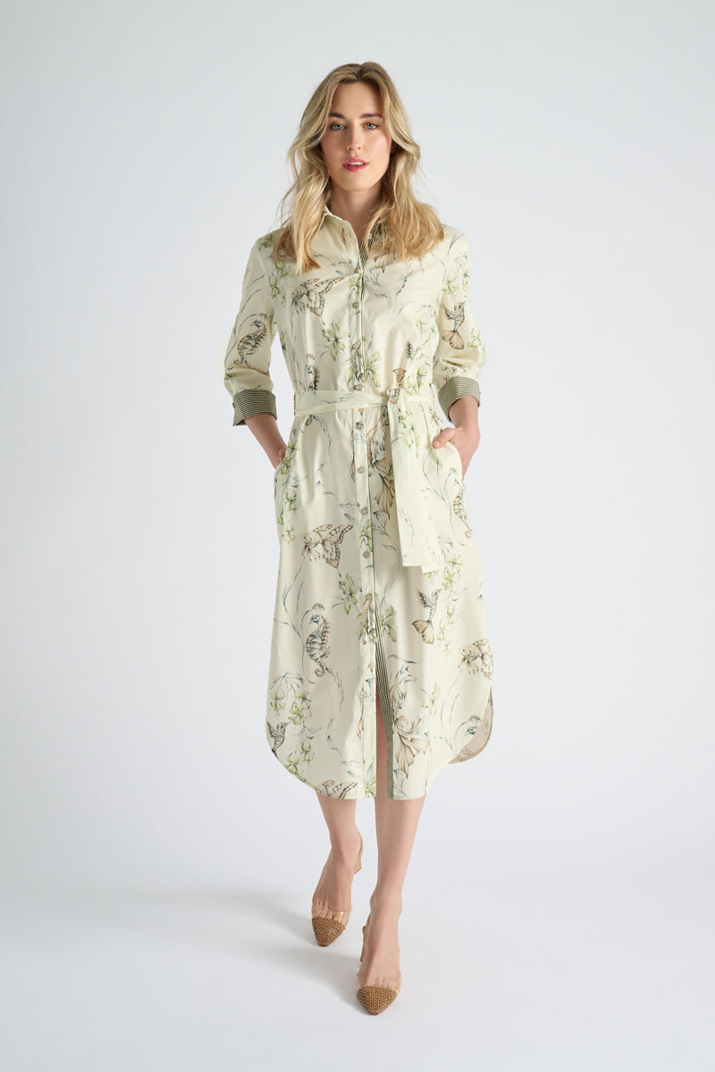 EN EXCLUSIVITÉ DANS NOS CONCEPT STORES: Robe boutonnée à imprimé animalier original