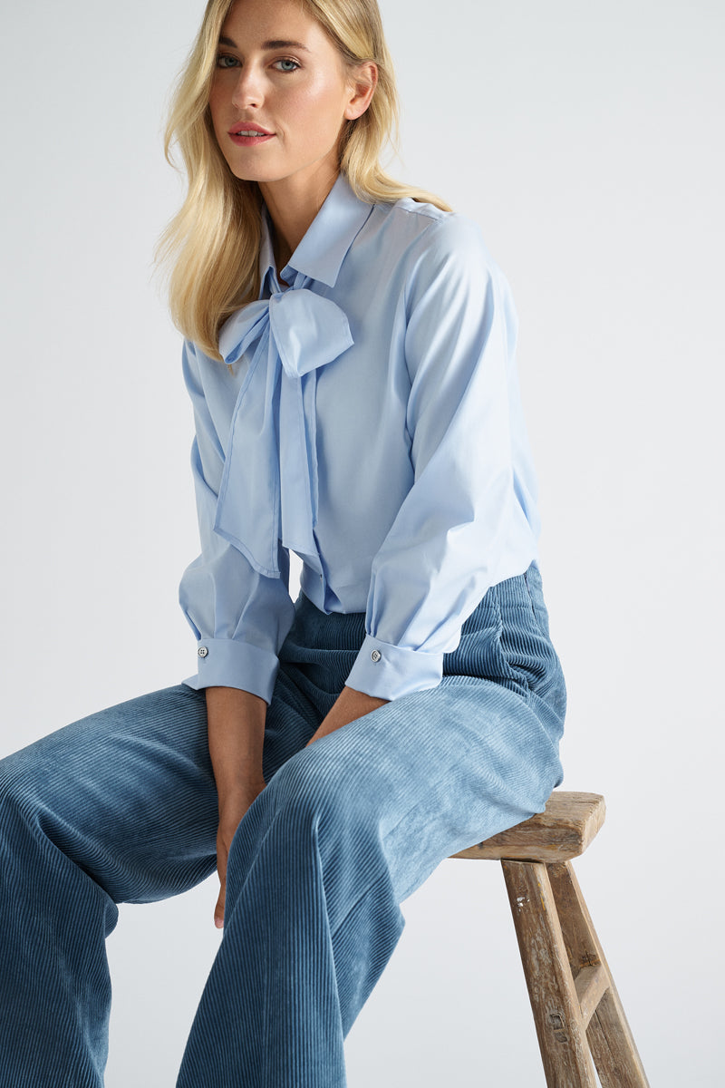 Pantalon en velours côtelé bleu