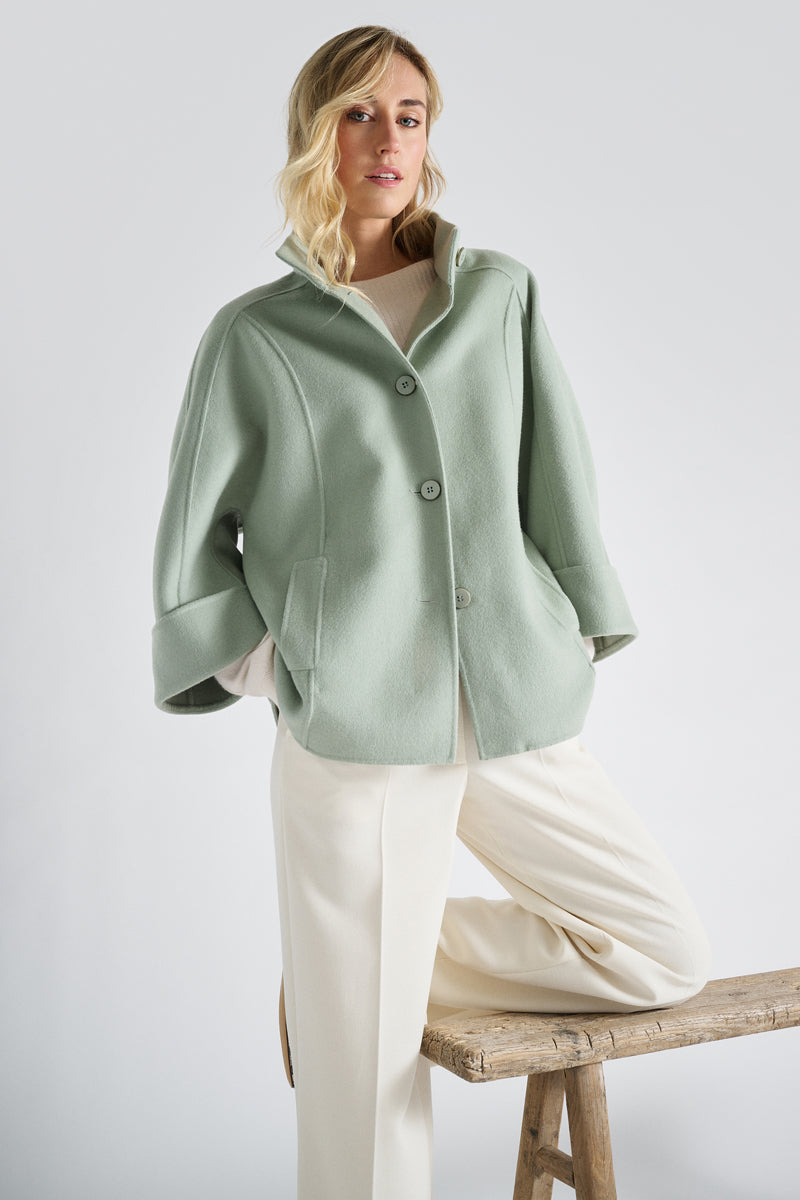 Veste courte verte en laine