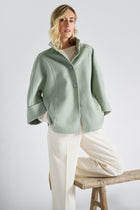 Veste courte verte en laine