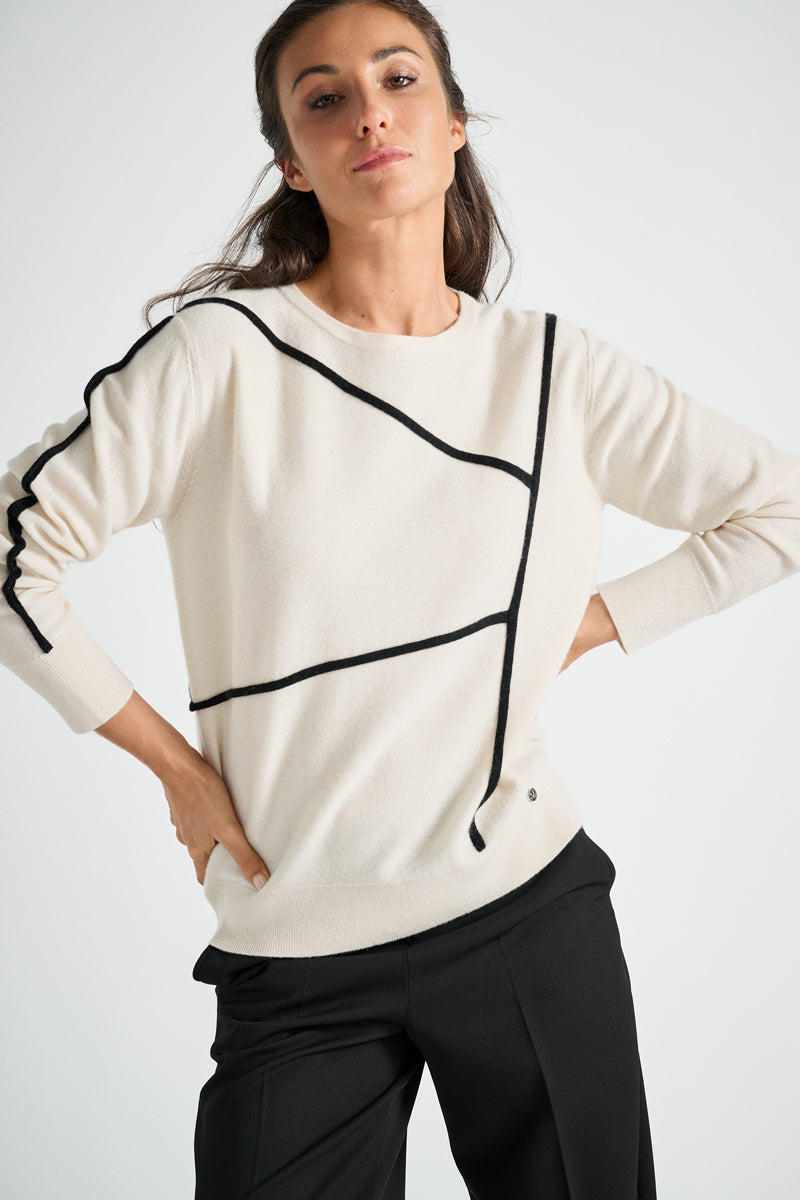 Élégant pull écru avec lignes noires