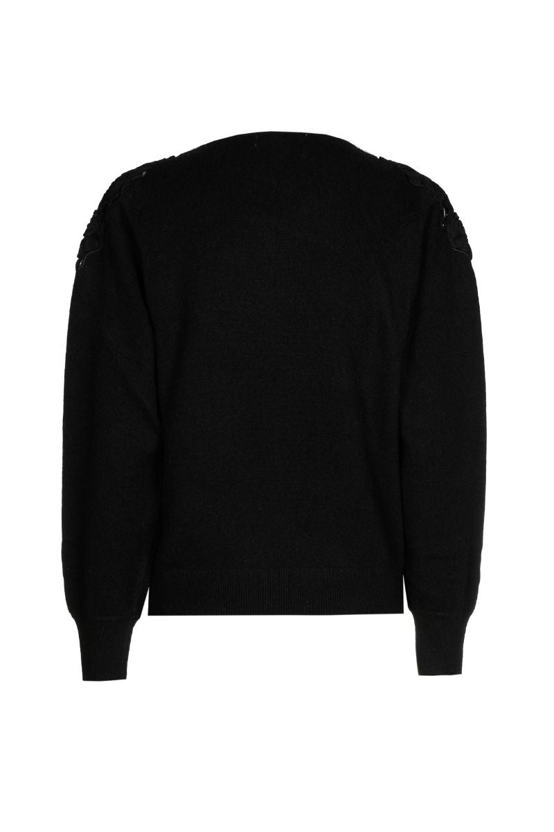 Zwarte pull met ronde hals en broderie op de schouders