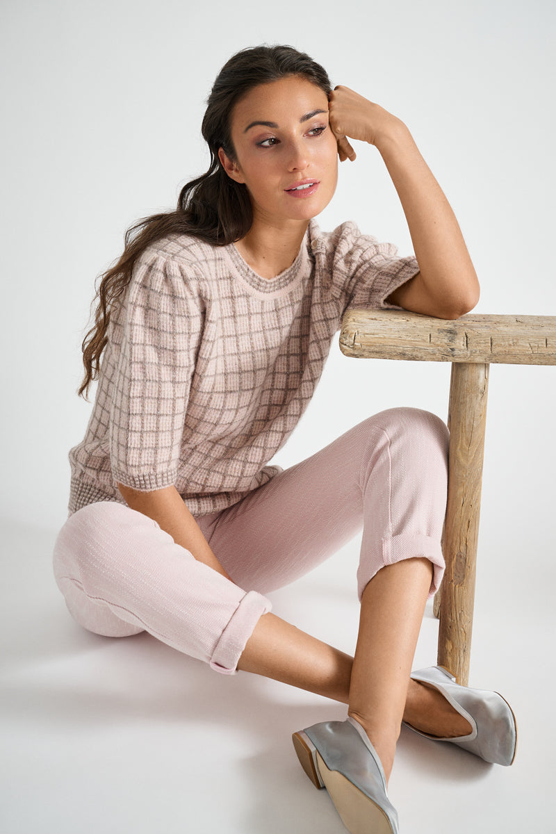 Pull à manches courtes rose et taupe