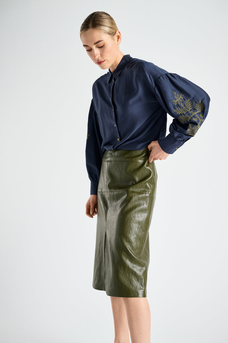 Straight khaki skirt fake leather