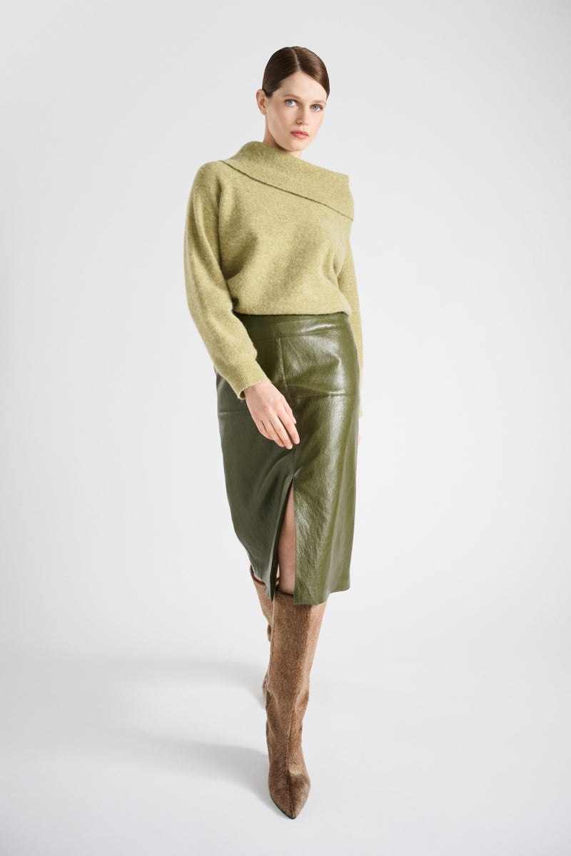 Kaki rechte rok in lederlook