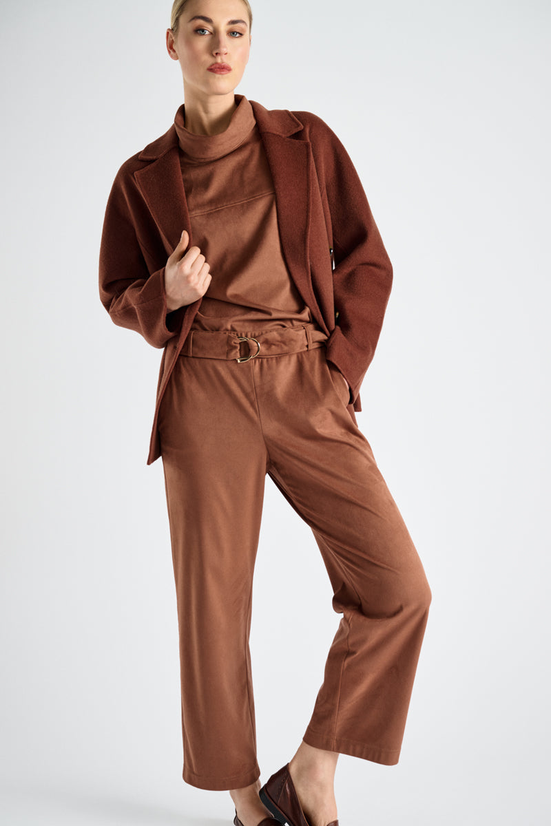 Fake suede short sleeve top with turtle neck