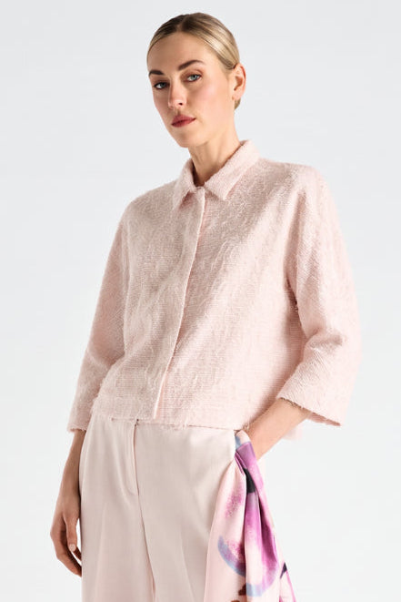 Hairy shiny cream shirt jacket with three-quarter sleeves