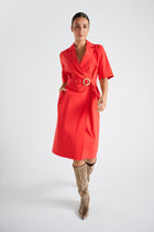Rood hemdskleed met riem