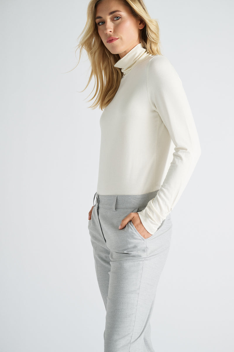 Sous-pull crème met gefronste mouw