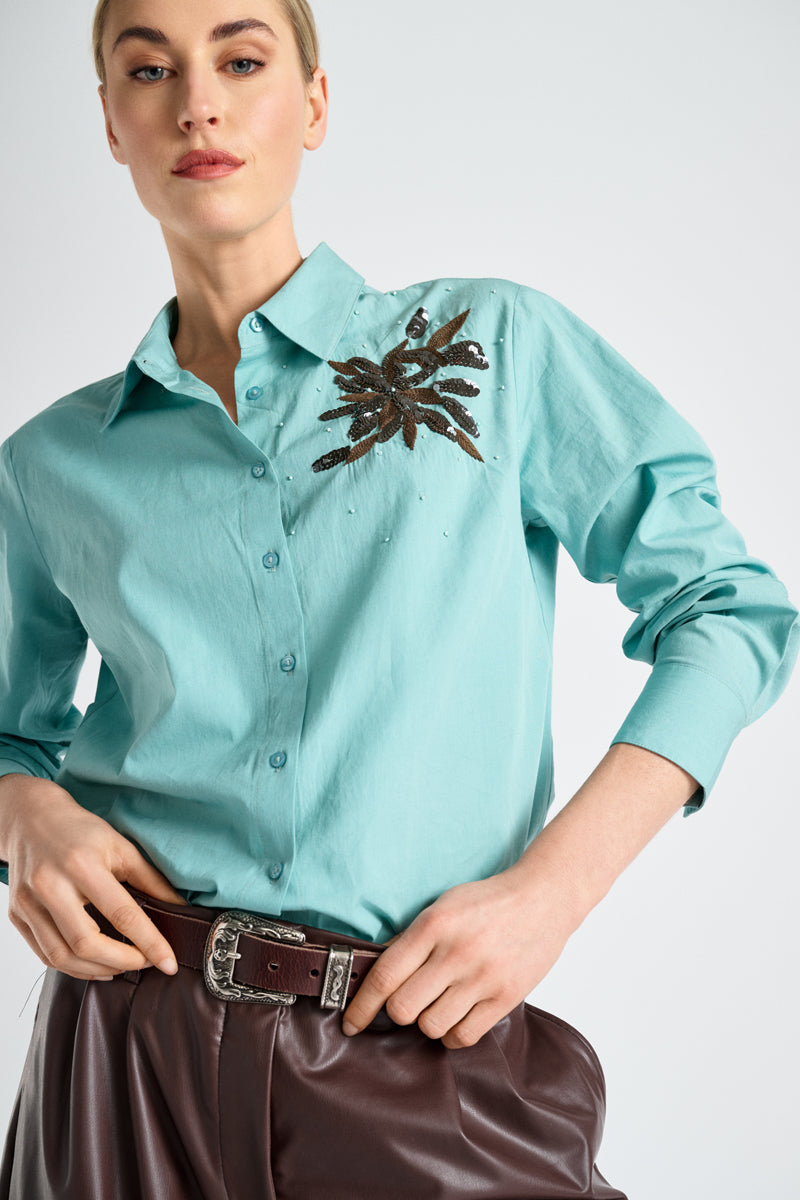 Chemisier turquoise coton avec broderie pailletée