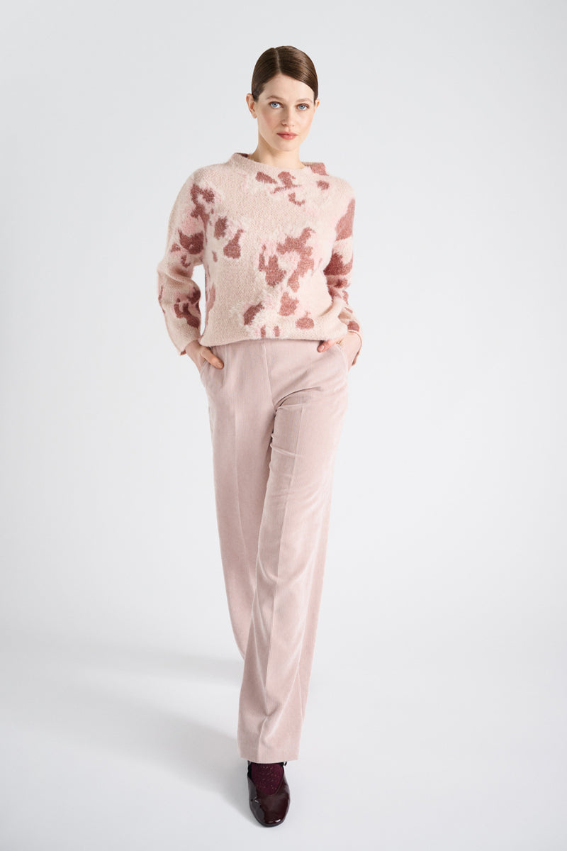 Fluffy pink jacquard jumper with a stand-up collar