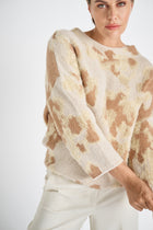 Fluffy camel jacquard trui met opstaande kraag