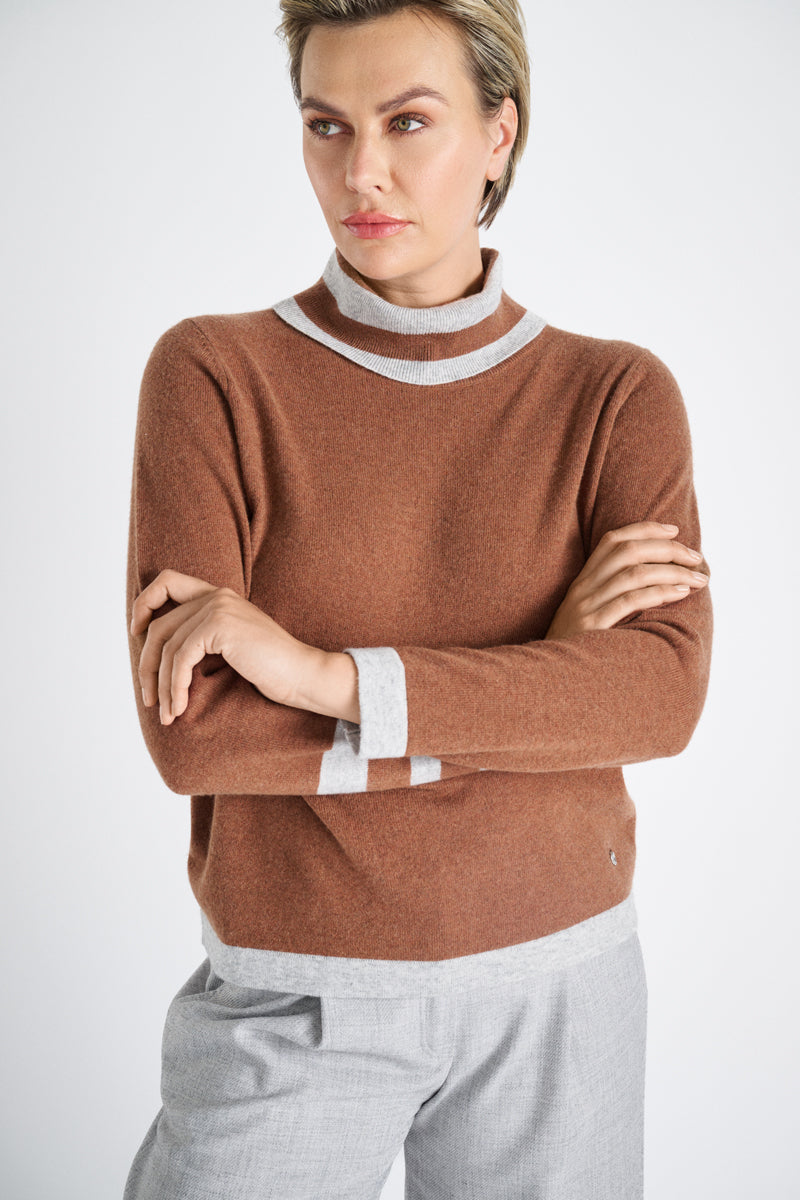 Bicolor turtleneck with cashmere