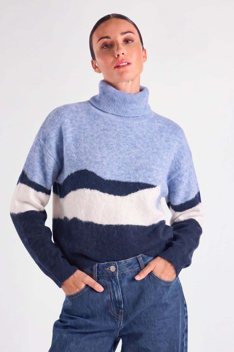Rollneck with blue wavy print