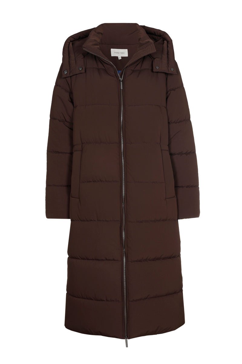 Longue parka marron matelassée avec cape