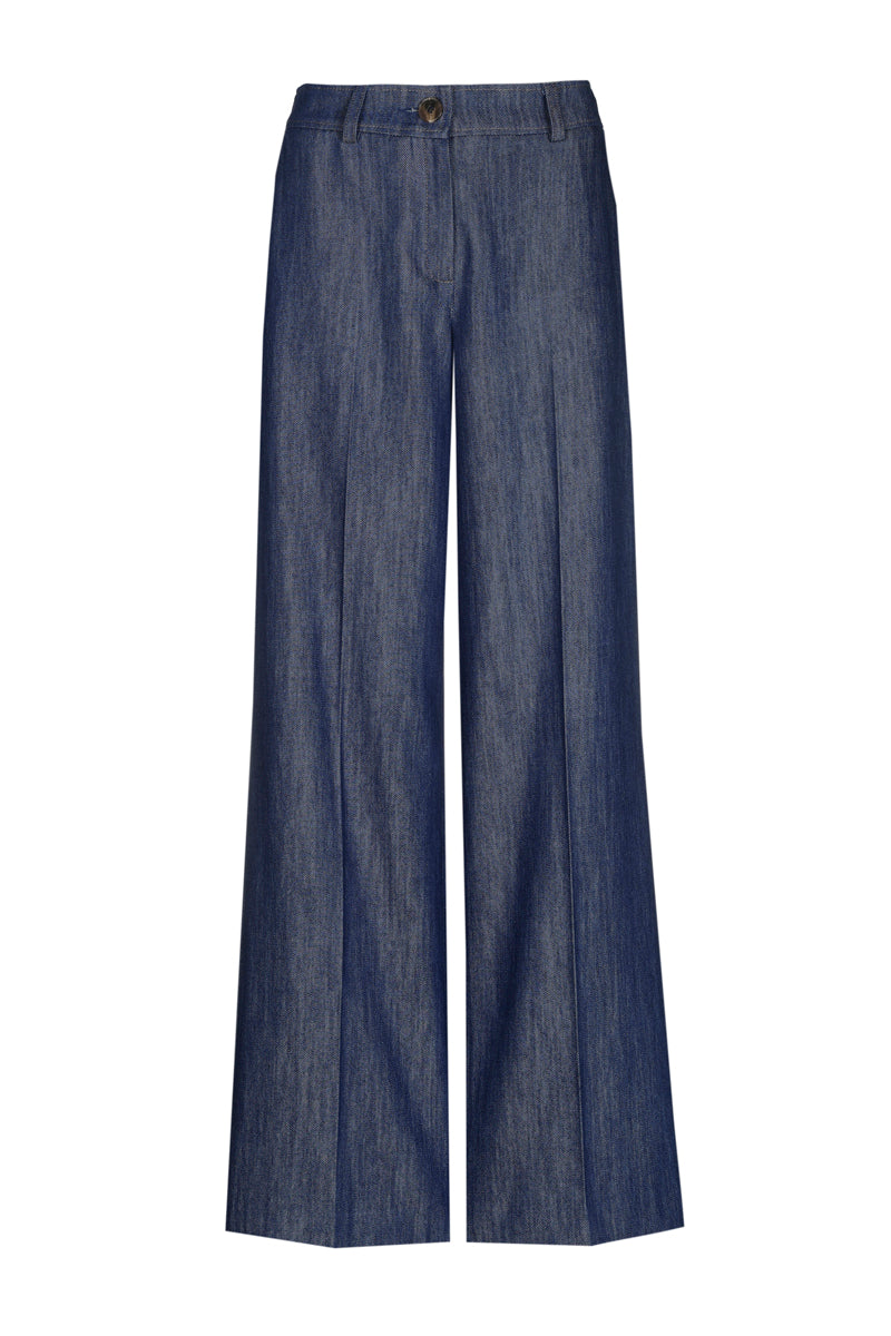 Straight long denim pants with pockets