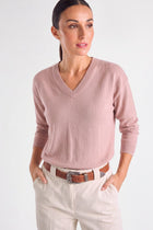 Winters roze v-hals trui