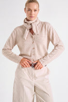 Zandkleurige v-hals cardigan