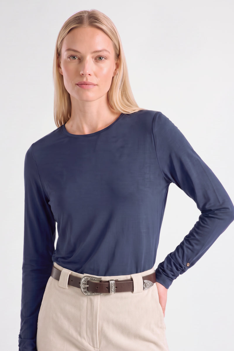 Basic t-shirt donkerblauw met lange gefronste mouw