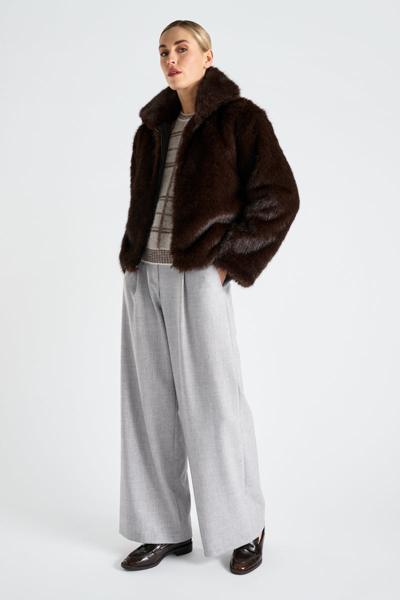 Rechte lange grijze broek