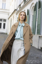 Chemisier vert menthe avec col lavallière amovible