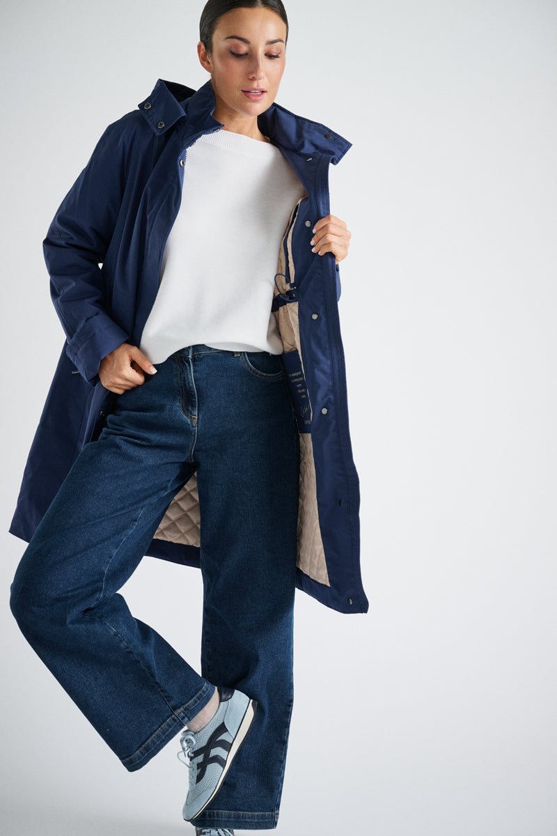 Gevoerde lange marineblauwe parka met afneembare kap