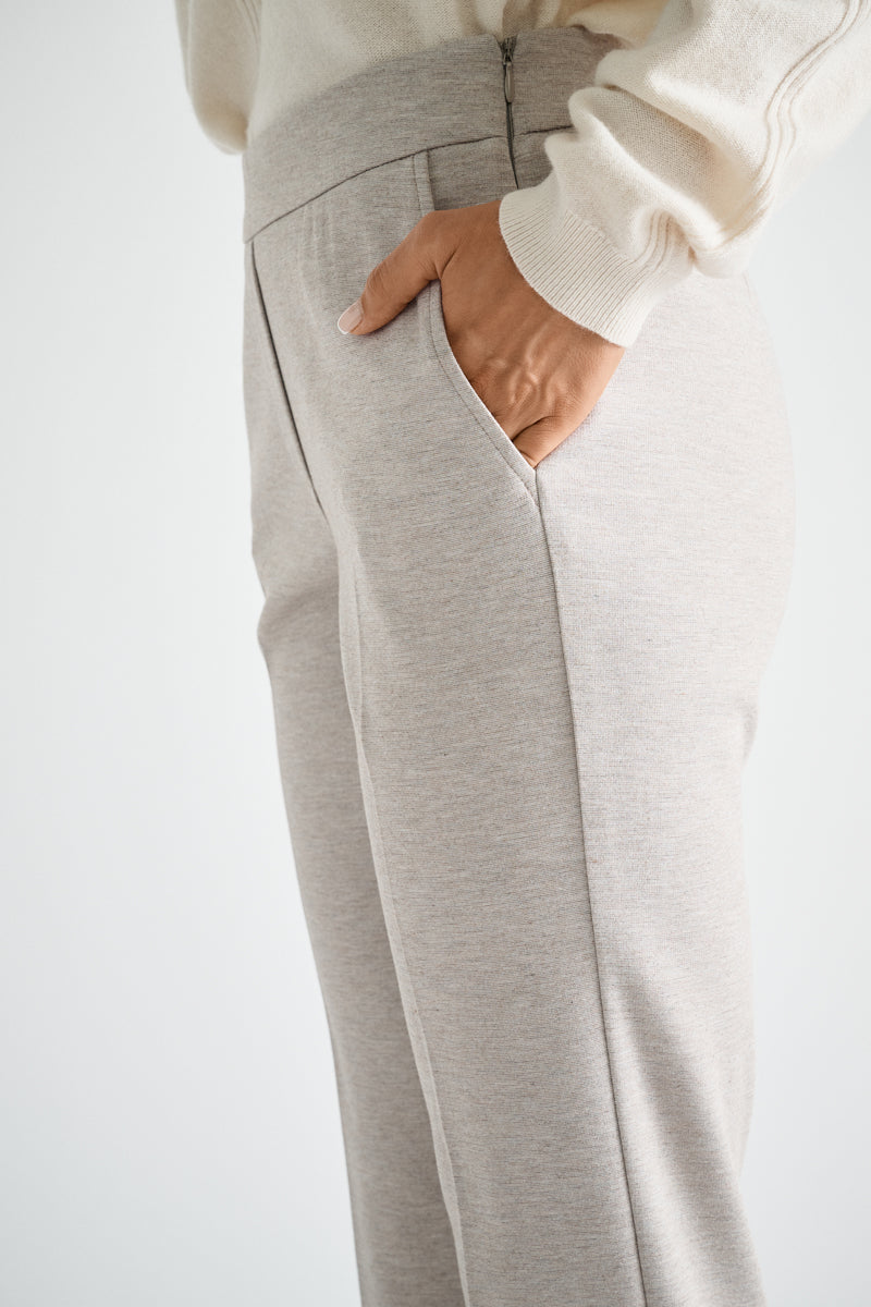 7/8 broek in taupe met rits opzij