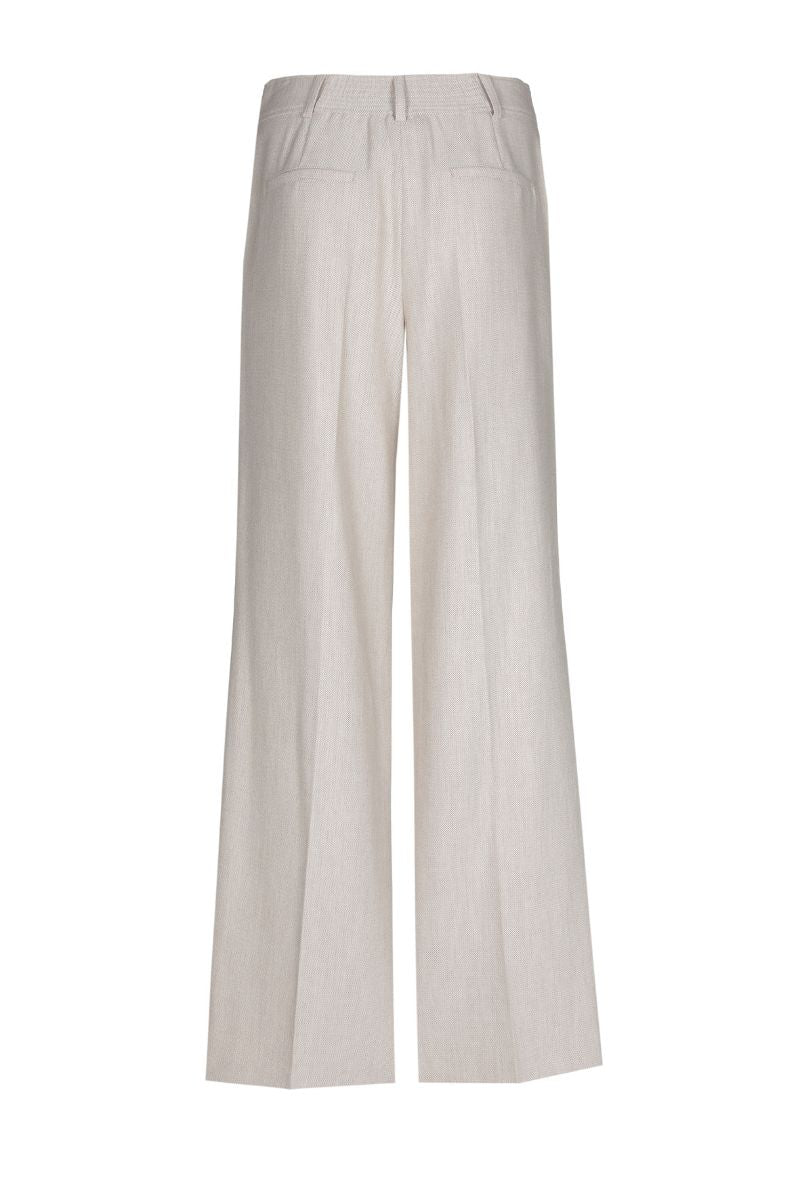 Wijde beige broek in zachte wolkwaliteit met rits vooraan en knoopsluiting
